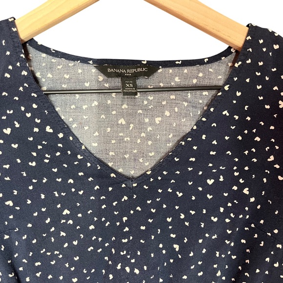 Banana Republic delicate hearts dress 💙🤍 - Picture 2 of 9